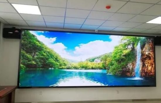 P 3.9 LED Video Wall Screen Rental (19.6′ x 9.8′ft)